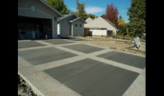 Concrete driveway with aggregate