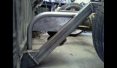 89 Nissan Hardbody: Custom bag mounts on a one off back half frams. (progress pic)