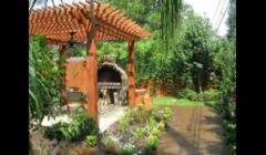 Pizza oven with cedar patio