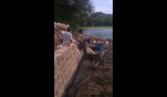 Sectional retaining wall