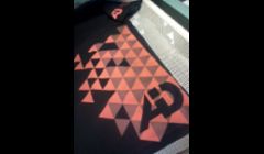 Discharge screen printing